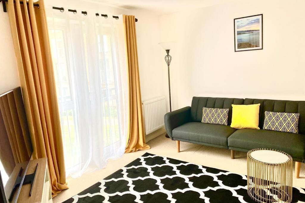 Smartrips Apartments - Lakeside/Thurrock West Thurrock Dış mekan fotoğraf