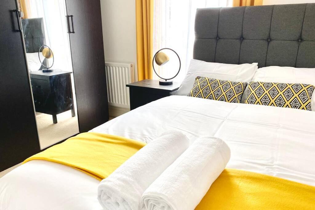 Smartrips Apartments - Lakeside/Thurrock West Thurrock Dış mekan fotoğraf