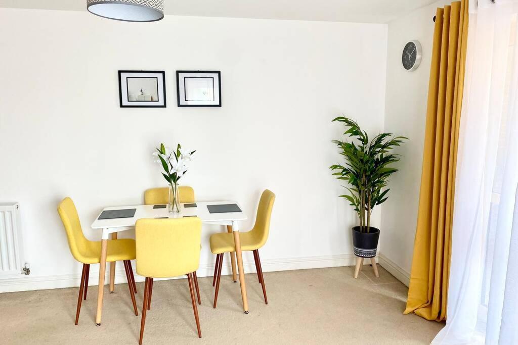 Smartrips Apartments - Lakeside/Thurrock West Thurrock Dış mekan fotoğraf